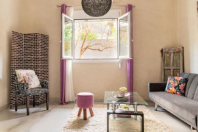 Cute full apt w/backyard in Paleo Faliro